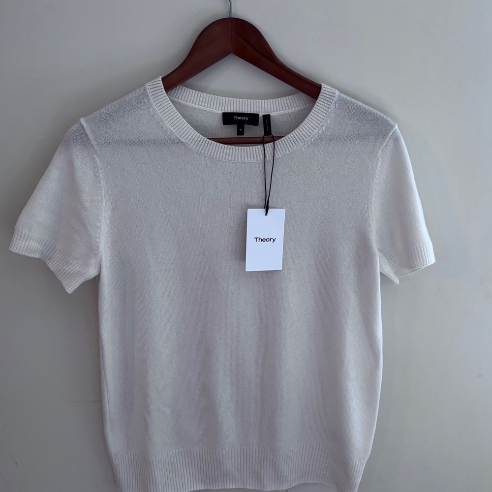 Cashmere NWT Theory 100% Cashmere Ivory T-shirt Size: Medium - Picture 2 of 5